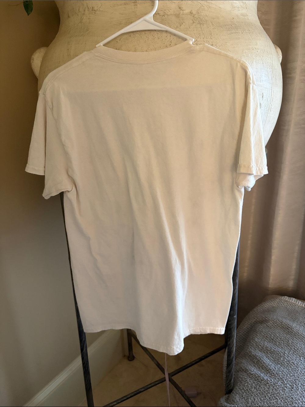 Pink Floyd White Tee with Black Celestial Graphic - Picture 3 of 3